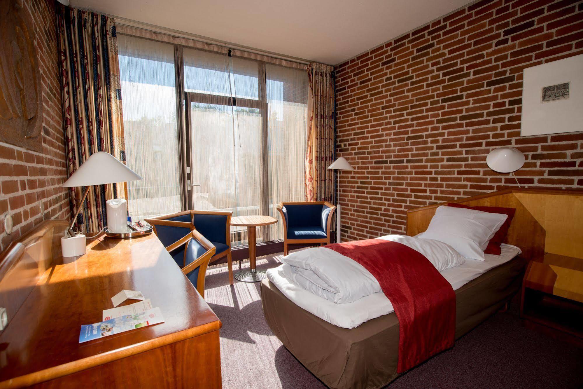 Hotel Frederik D.Ii Slagelse Buitenkant foto